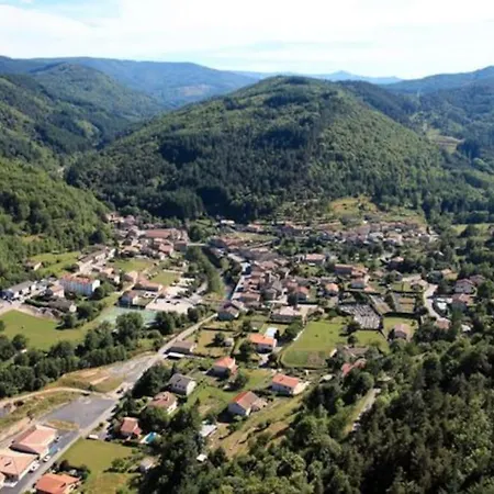 Dom wakacyjny Maison De Hameau A Mariac